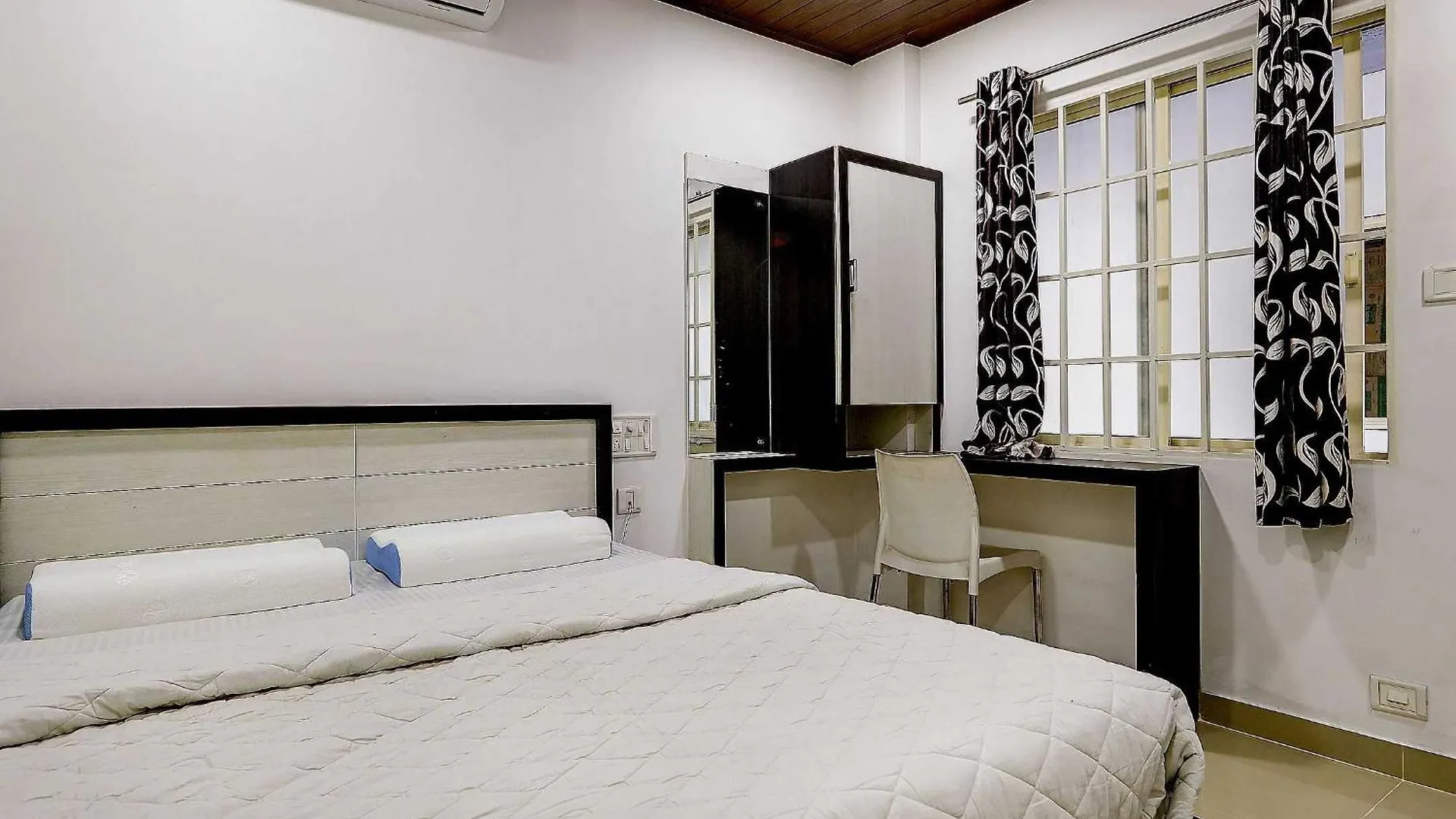 Kochi Spot On 48916 Kpm Tourist Home