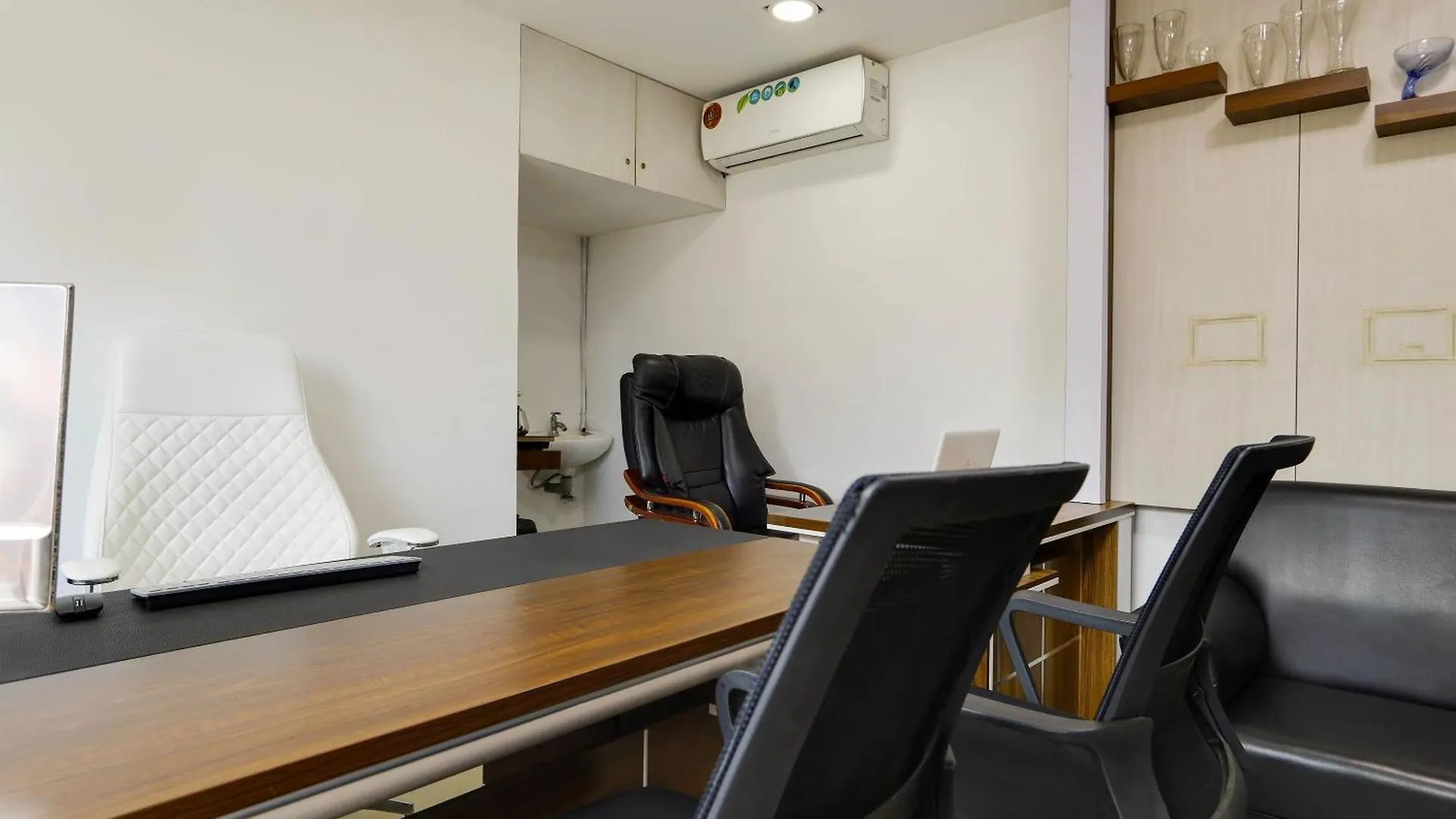 *** מלון Kochi Spot On 48916 Kpm Tourist Home הודו